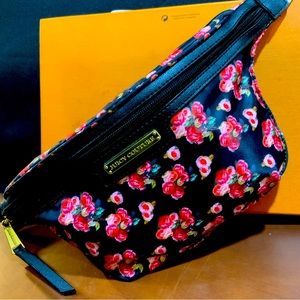 Juicy couture cross body floral pouch.